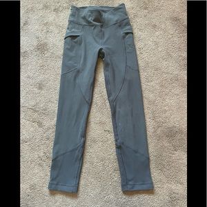 Lululemon dark Gray leggings, size 4, Great condition
